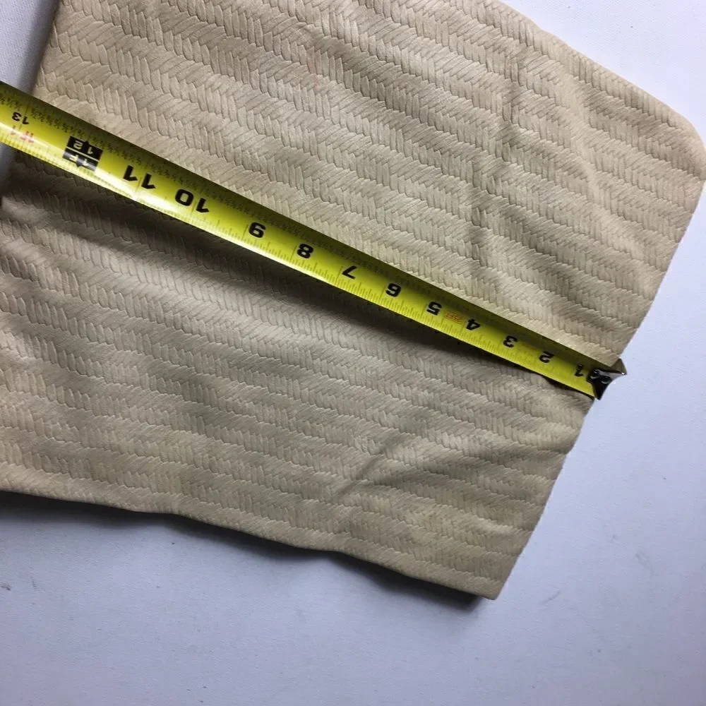 Steve Madden beige weave pattern clutch